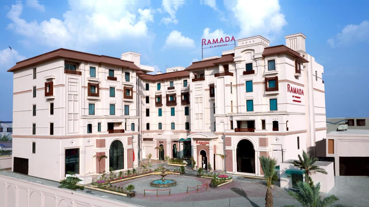 Ramada By Wyndham Lahore Gulberg II Hotel Ngoại thất bức ảnh