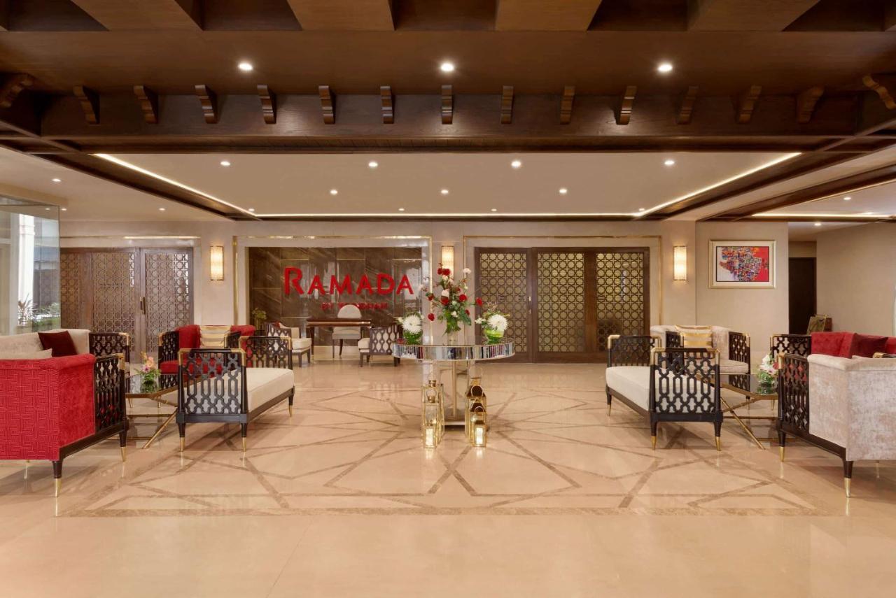 Ramada By Wyndham Lahore Gulberg II Hotel Ngoại thất bức ảnh